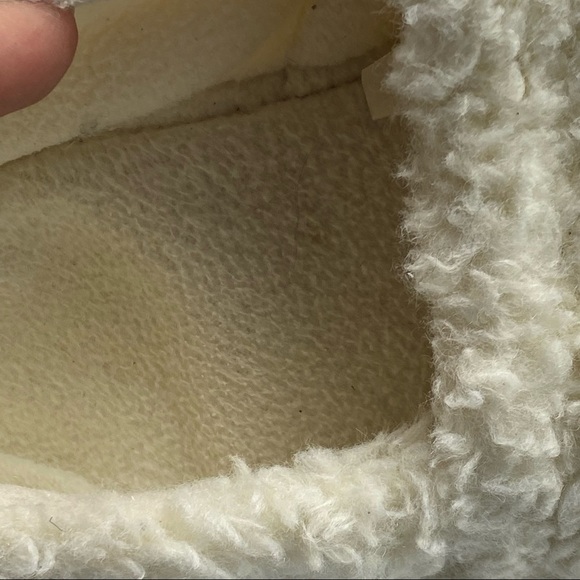 Woolrich Sz 7 Cream Fleece Slippers - Picture 7 of 8